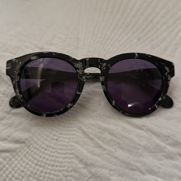 Diff Eyewear Royal Midnight Sunglasses - Picture 4 of 4